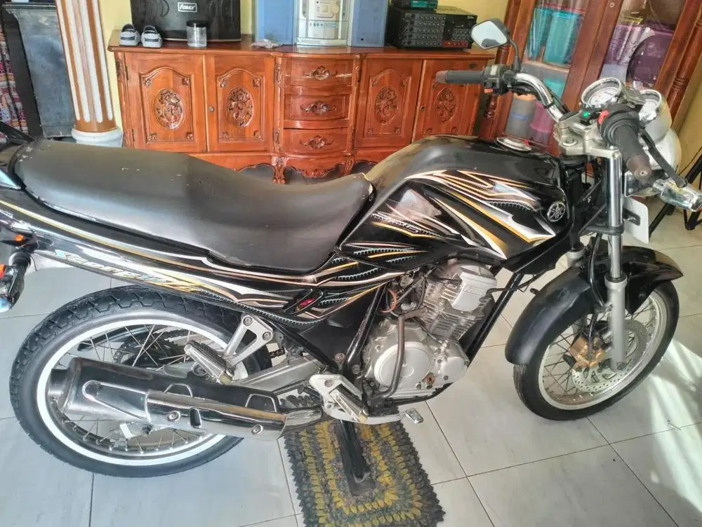 YAMAHA SCORPIO LIKE NEW