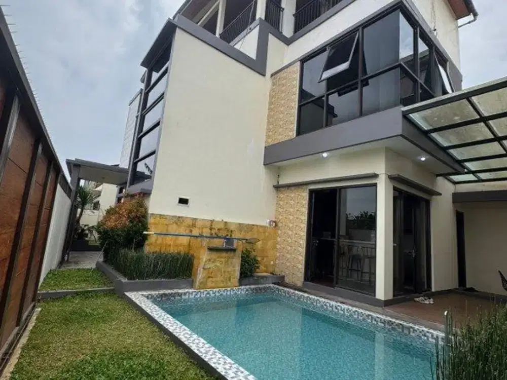 Dijual Rumah Semi Villa 3 Lantai di Lembang – Full Furnish, LT 240 m², 5 KT, 3 KM SHM Ref.05208