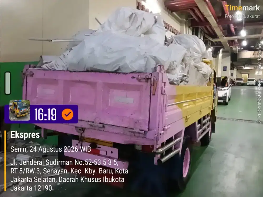 Jasa buang puing dan tanah