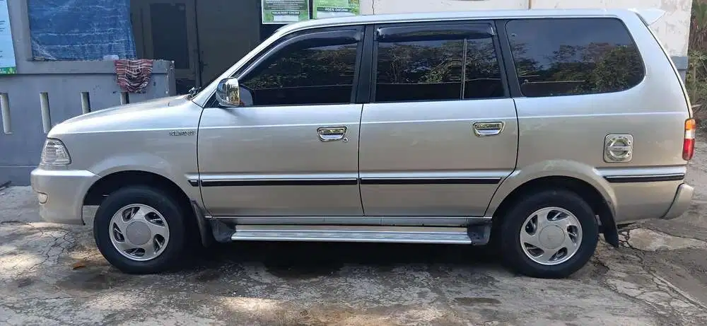 Toyota Kijang 2003 Bensin