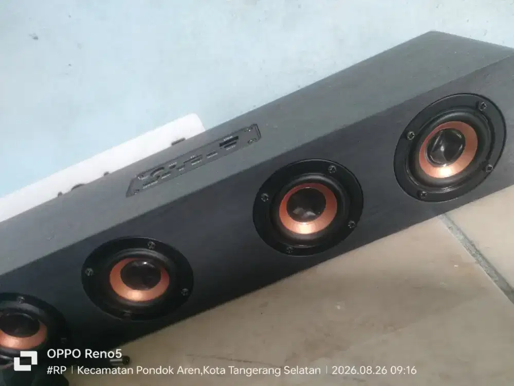 Speaker bluetooth