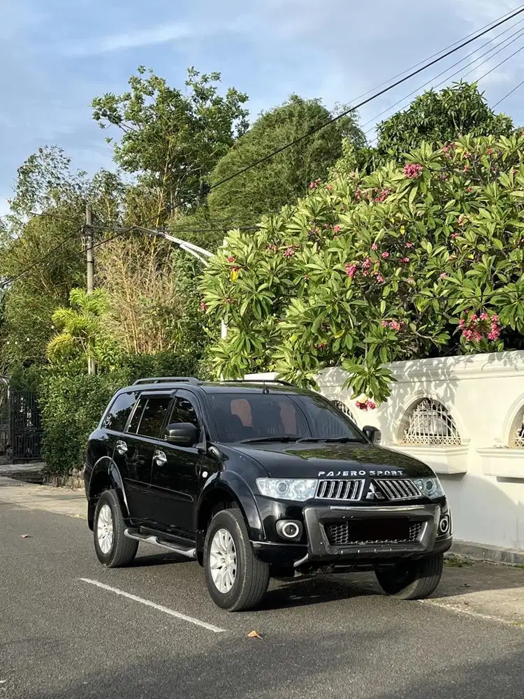 MITSUBISHI PAJERO SPORT EXCEED 2.5 AUTOMATIC DIESEL TAHUN 2010