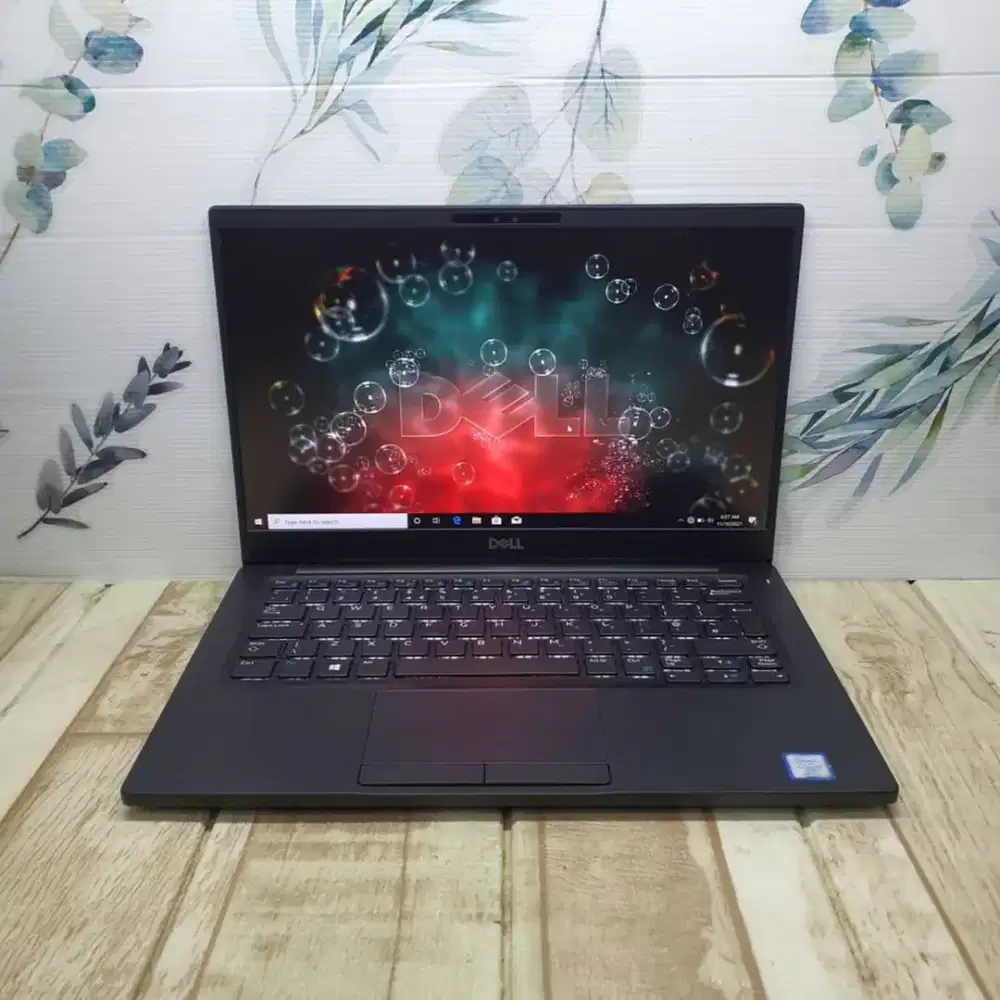 Dell Latitude 7490 — Performa kencang, desain elegan,