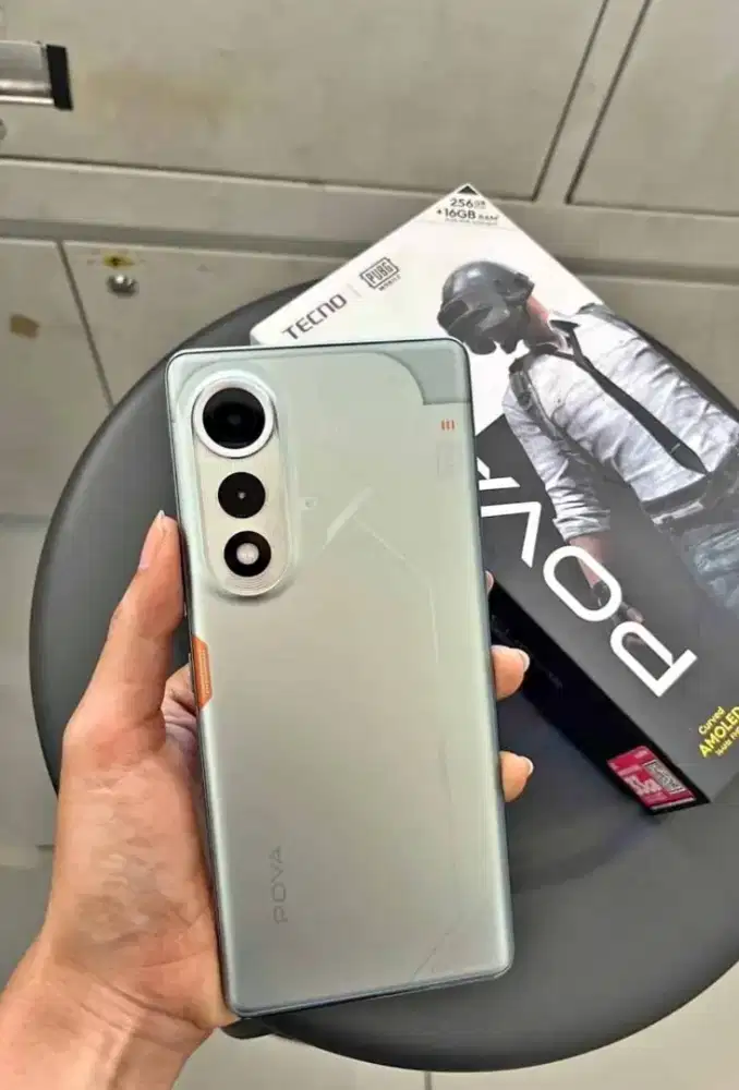 TECNO POVA CURVE 5G 8+8/256