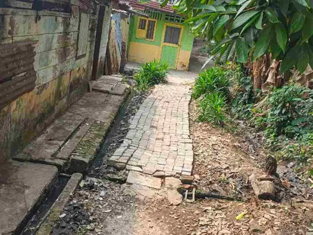 FOR SALE Tanah + Bangunan di pusat Kota Palembang