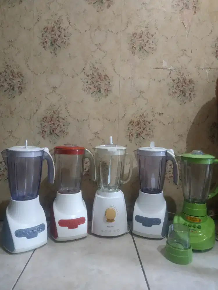 Blender Philips dan Miyako 100% berfungsi normal.