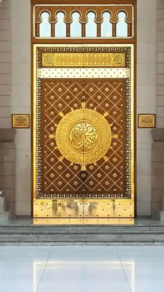 Perajin pintu nabawi
