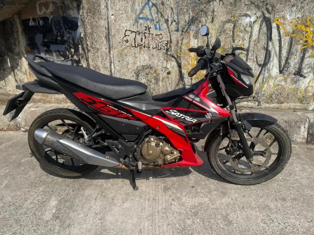 satria fu fi tahun 2016 surat lengakap