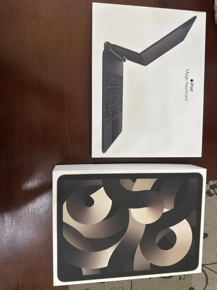 Ipad air 256GB wifi starlight + apple magic keyboard