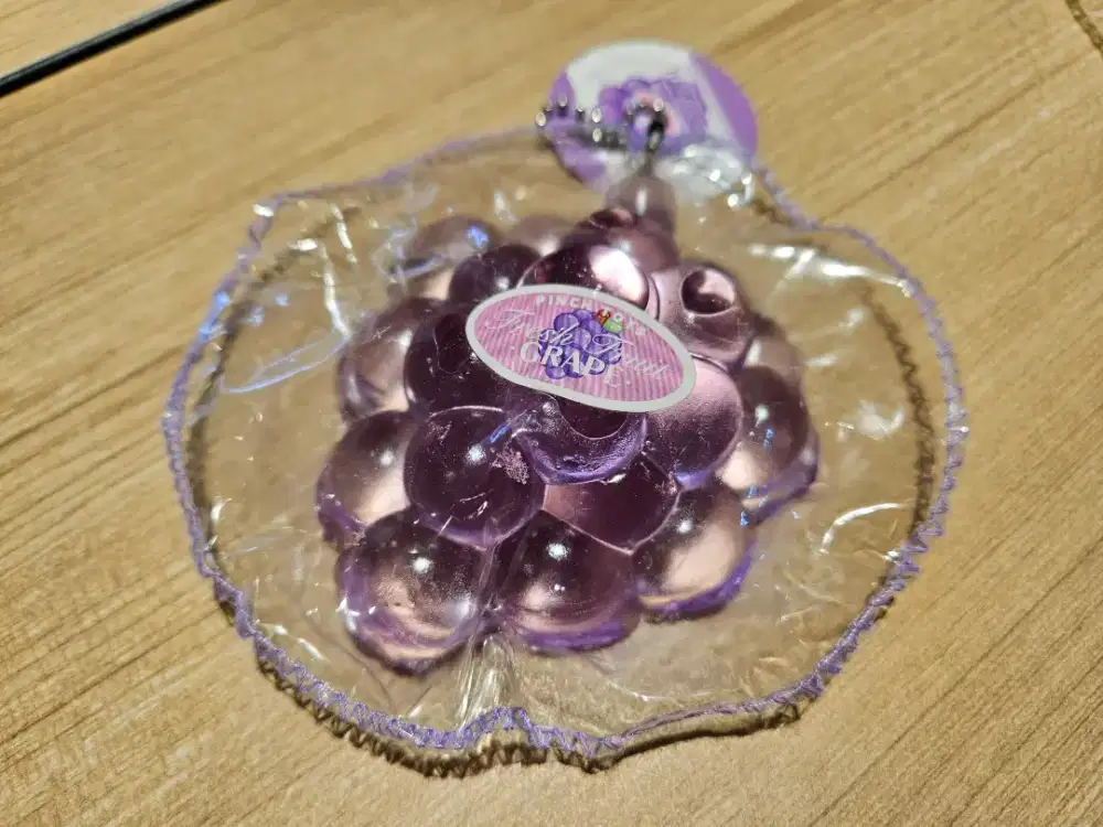 Squishii buah dan dumpling