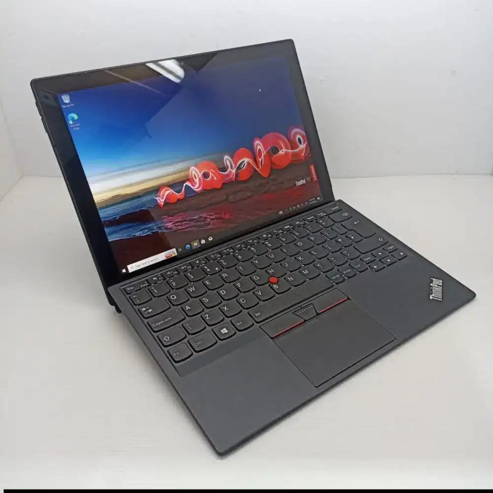 Lenovo X1 tablet i7 touchscreen — premium, fleksibel, siap kerja!