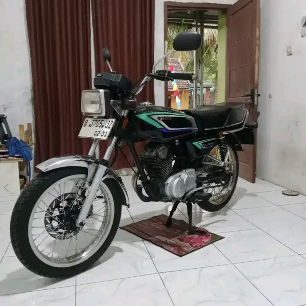 Honda gl 100 pajak hidup
