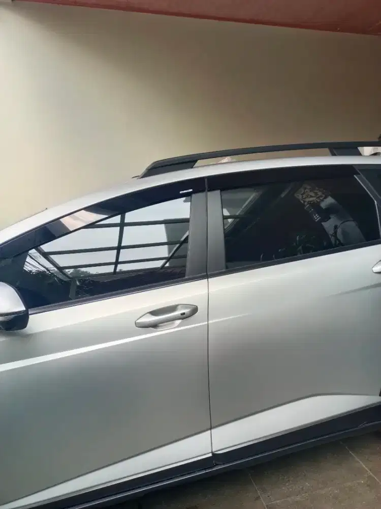 Kaca film mobil dan gedung