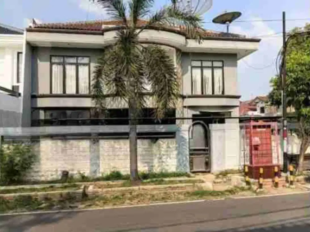 Di Jual Rumah 2 Lantai Megah, Lokasi Startegis, Bebas Banjir, di Cempaka Putih Tengah, Jakarta