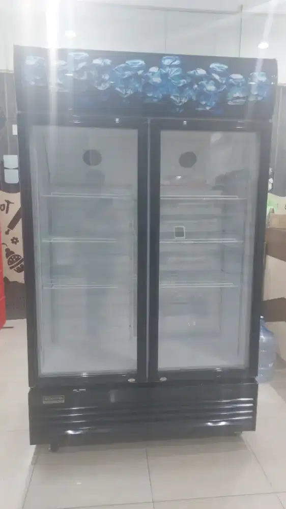 Modena showcase chiller 2 pintu SC2920 910L harga 5,5 juta