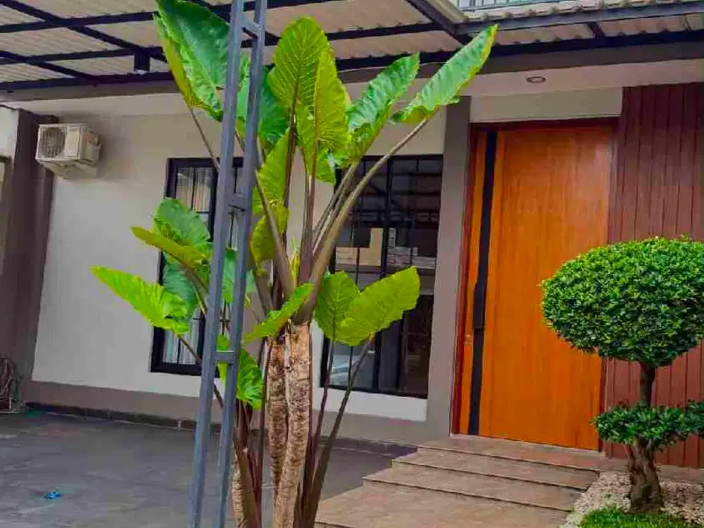 Rumah Bagus Rapi Siap Huni Furnish Graha Raya
