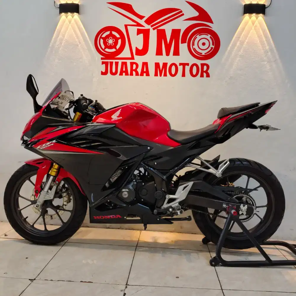 NEW CBR 150R 2023 KM RENDAH KONDISI SIAP PAKAI CREDIT PROSES MUDAH