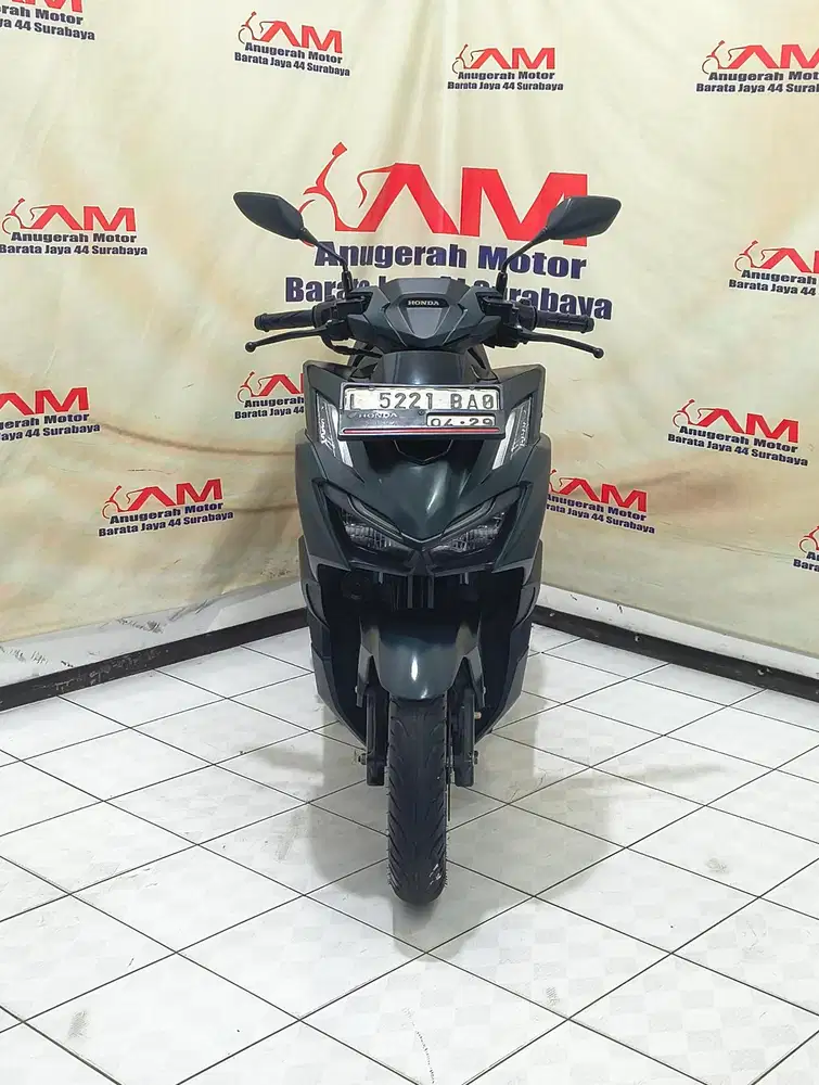 Km 15 Ribu Honda vario 160 Abs tahun 2024 Hitam Doff