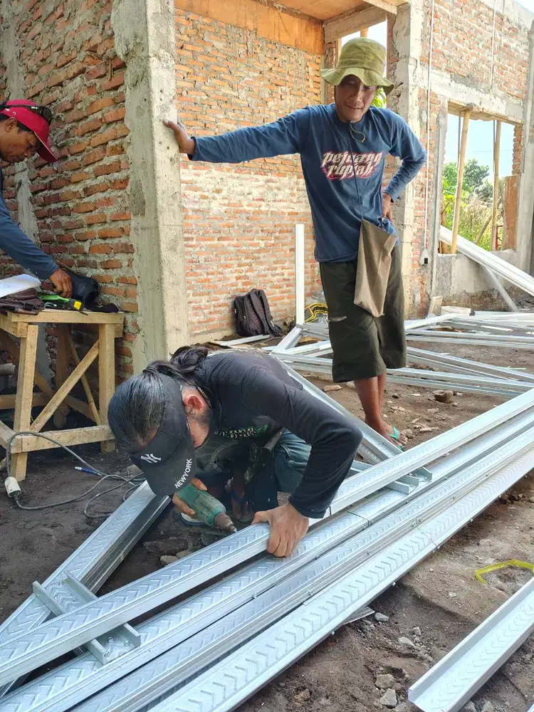 Renovasi Atap Rumah Dengan Baja Ringan Pasti Awet dan ANTI LAPUK