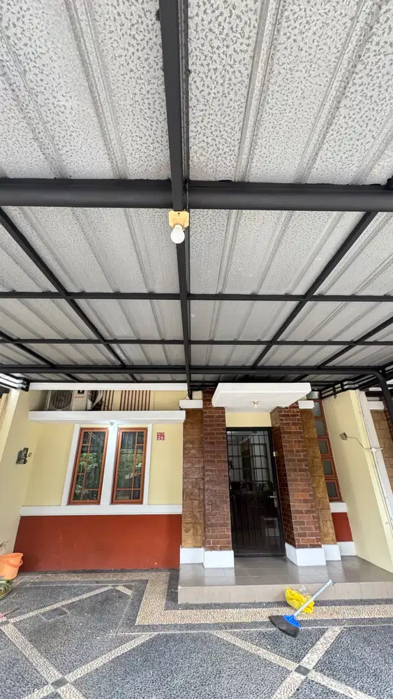 DISEWAKAN RUMAH CLUSTER 3 KT 2 KM BEKASI