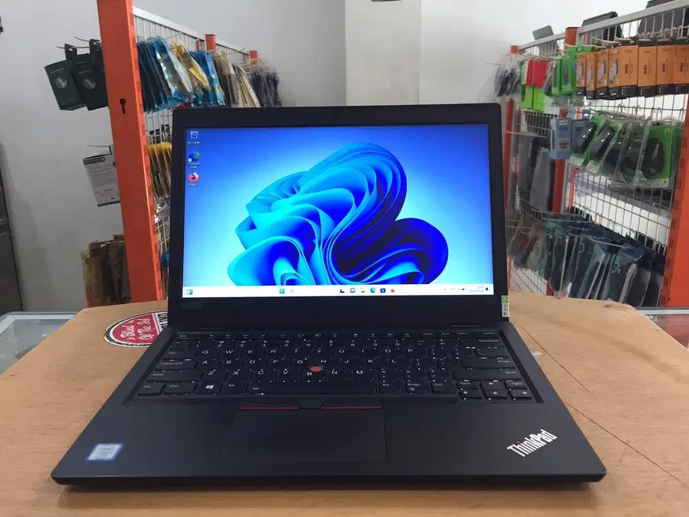 Lenovo ThinkPad L380 Core i5Gen8 Ram 8GB SSD 256GB 14in Slim Mulus