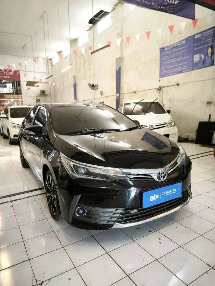 TOYOTA 2019 COROLLA ALTIS 1.8 V A/T HITAM MEWAH OTOMART 286 KENJERAN