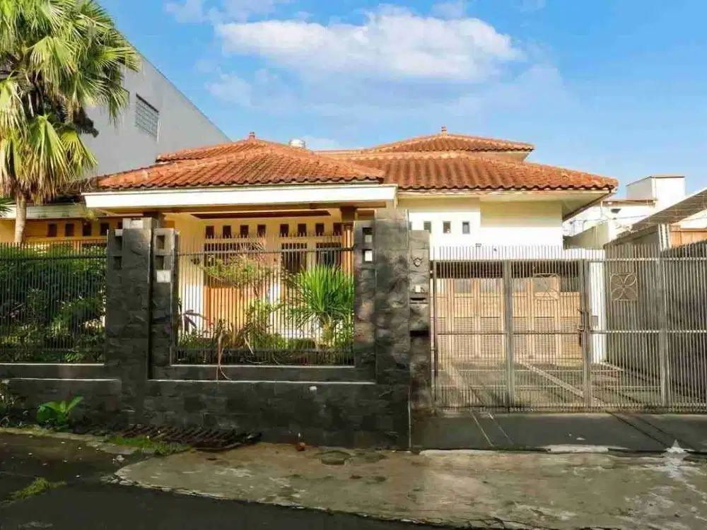 Rumah Mewah Komplek Elite Bandung Utara Setra Indah Sutami