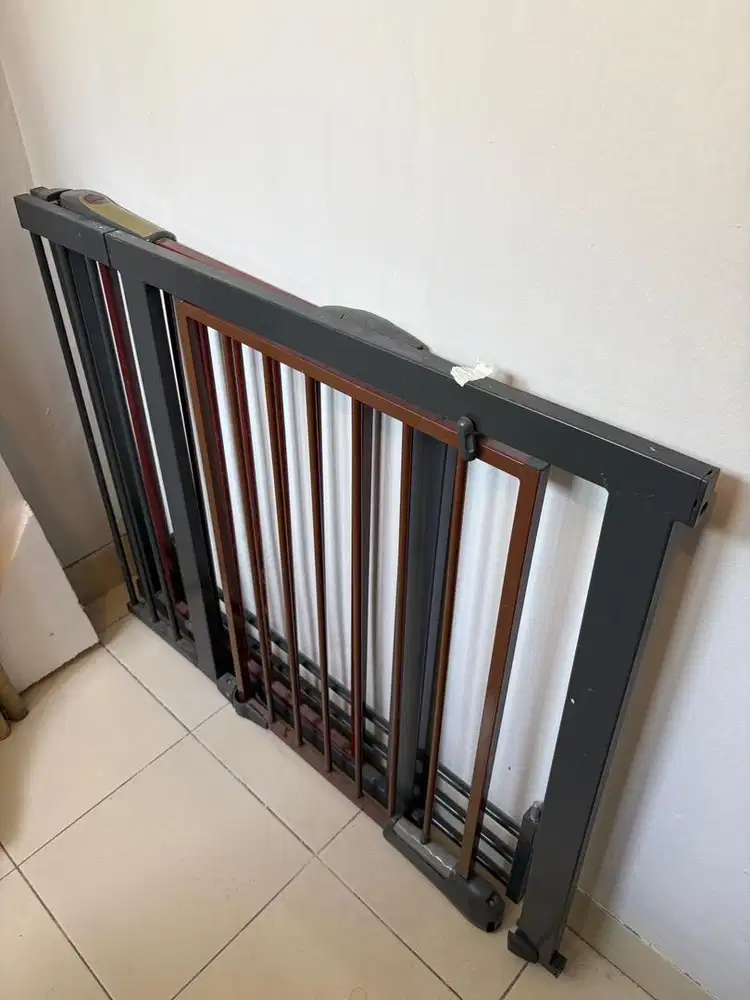 Pagar bayi besi