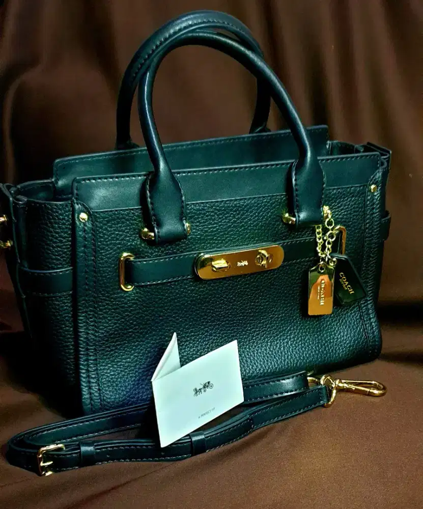 Tas wanita coach swagger 27 satchel