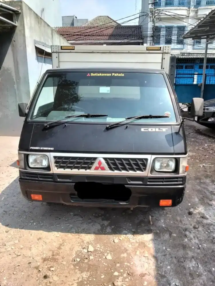 Mitsubishi L300 box aluminium sts