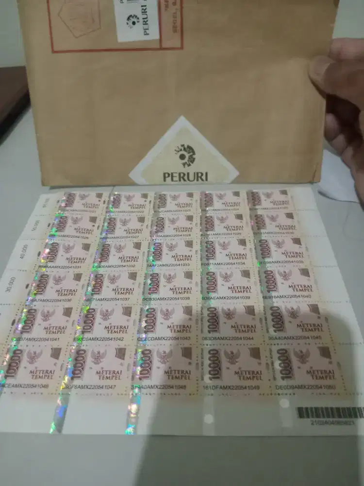 Materai untuk surat menyurat,pengesahan dokumen dll