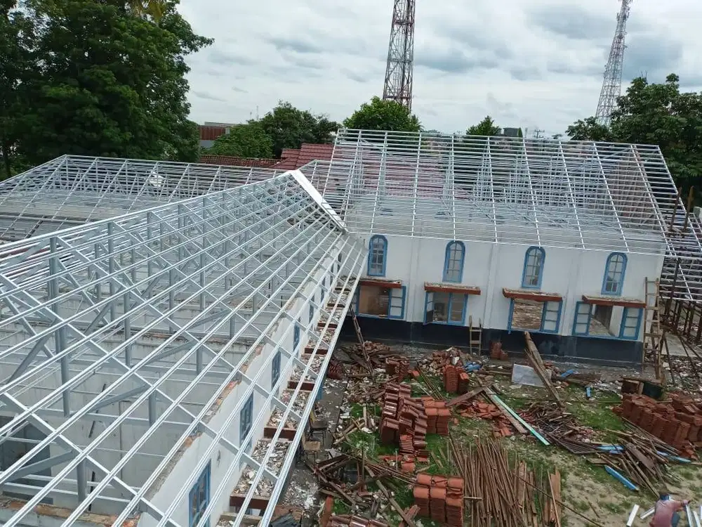 Bongkar Renovasi Atap Lapuk Ganti Baja Ringan TASO