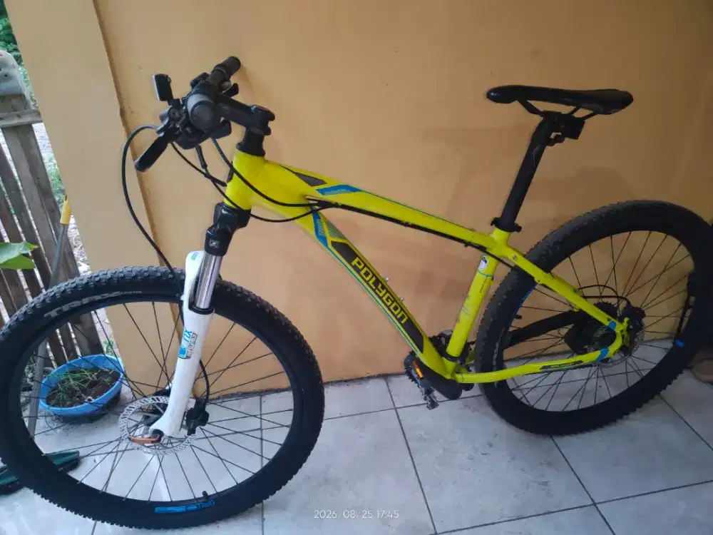 Sepeda polygon xtrada