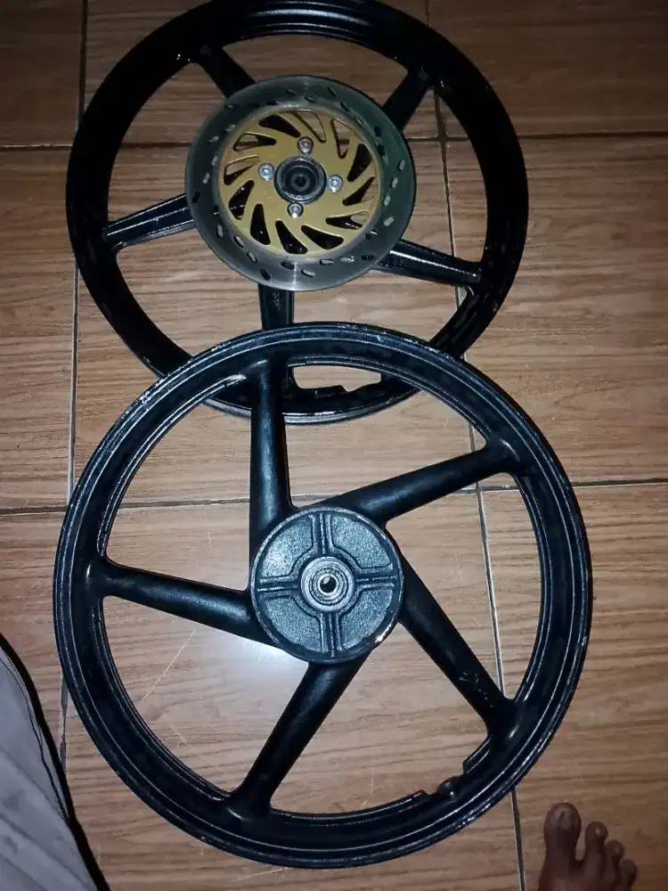 Velg peleg suzuki smash titan excel