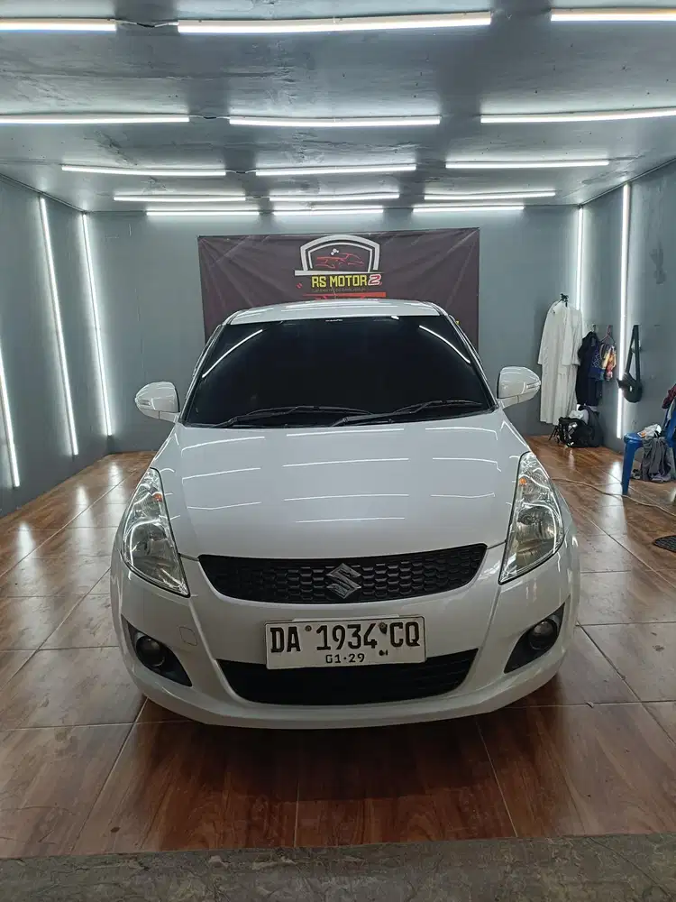 SUZUKI Swift GX 1.4 2013