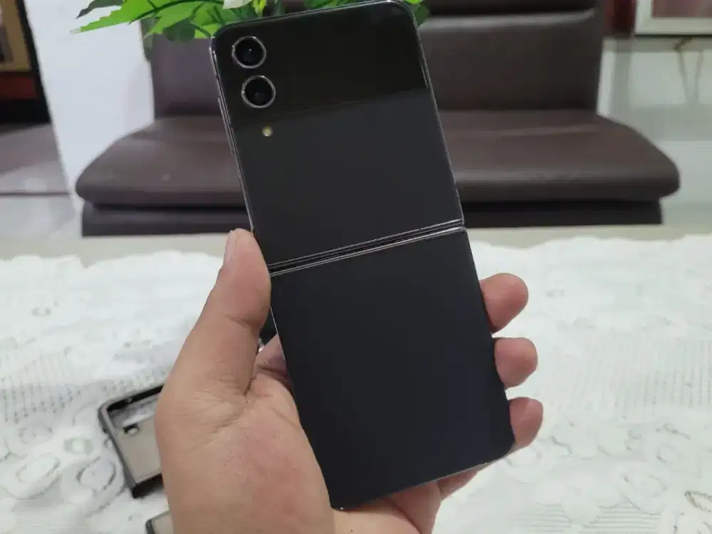 Samsung Galaxy Z Flip 4 8/256GB Black Resmi Sein