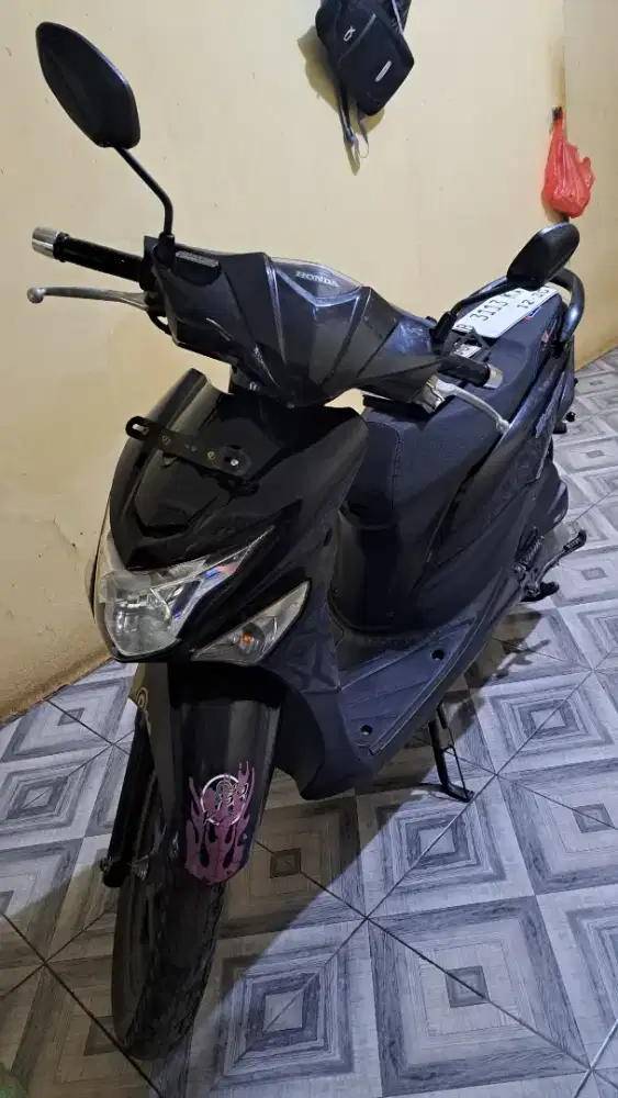 Dijual motor beat pop 110 cc th. 2015