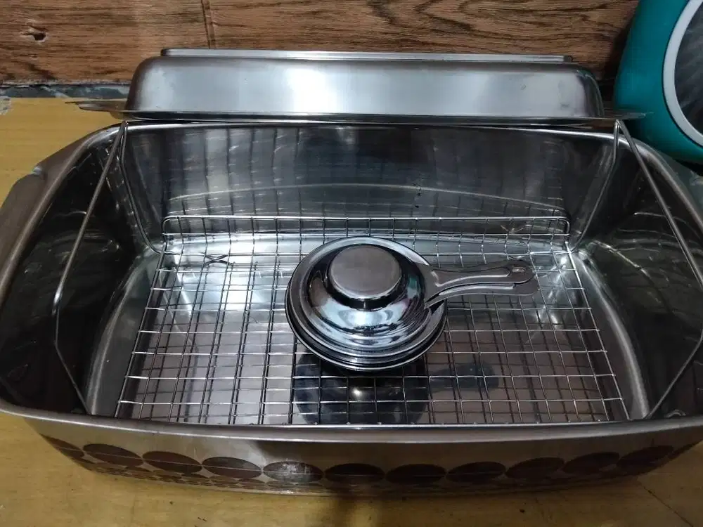 Fissler asli Jerman tempat saji makanan.