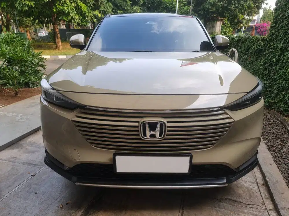 Honda HRV SE Two Tone 2022 Plat B ganjil DKI rawatan BERES ISTIMEWA