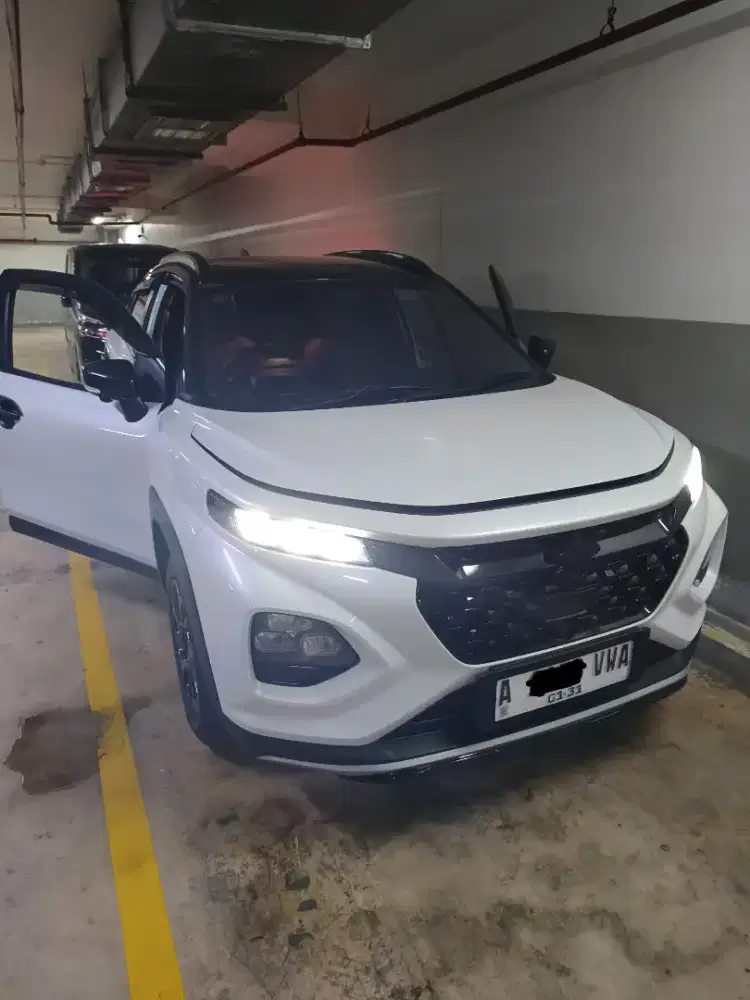 SUZUKI FRONX SGX TWO TONE