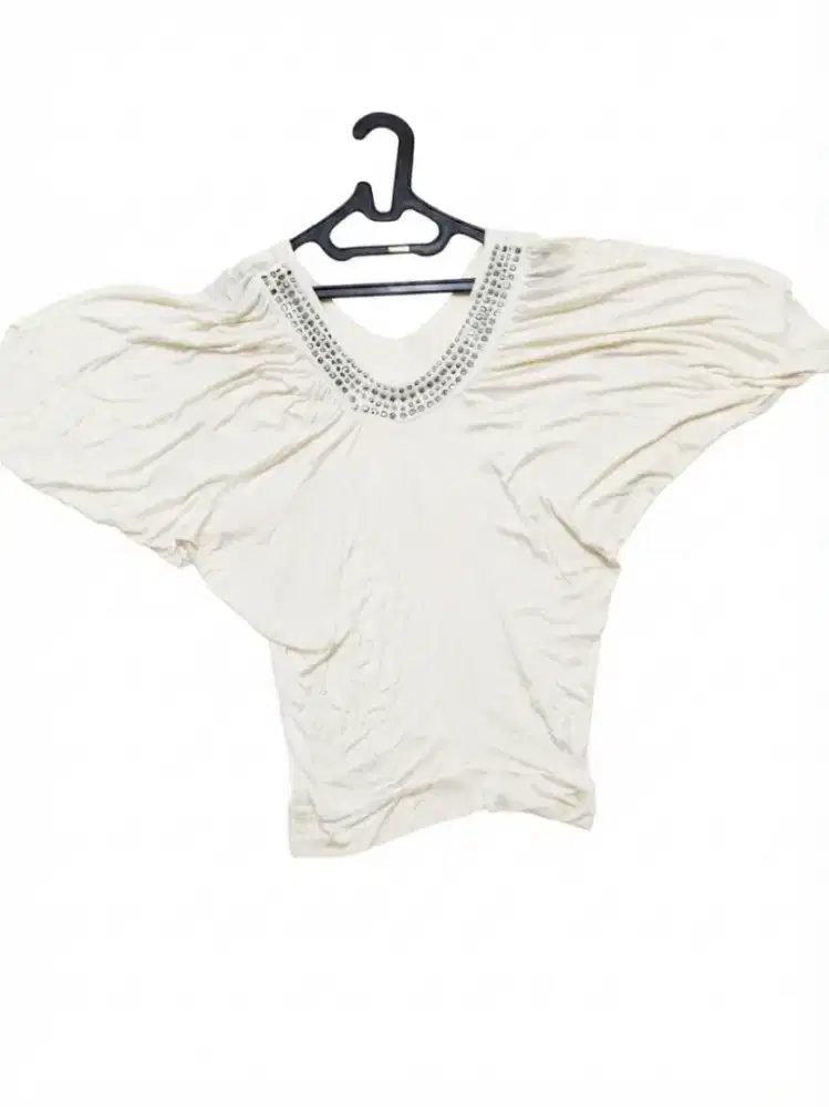 Kaos Manik Bat Neck
