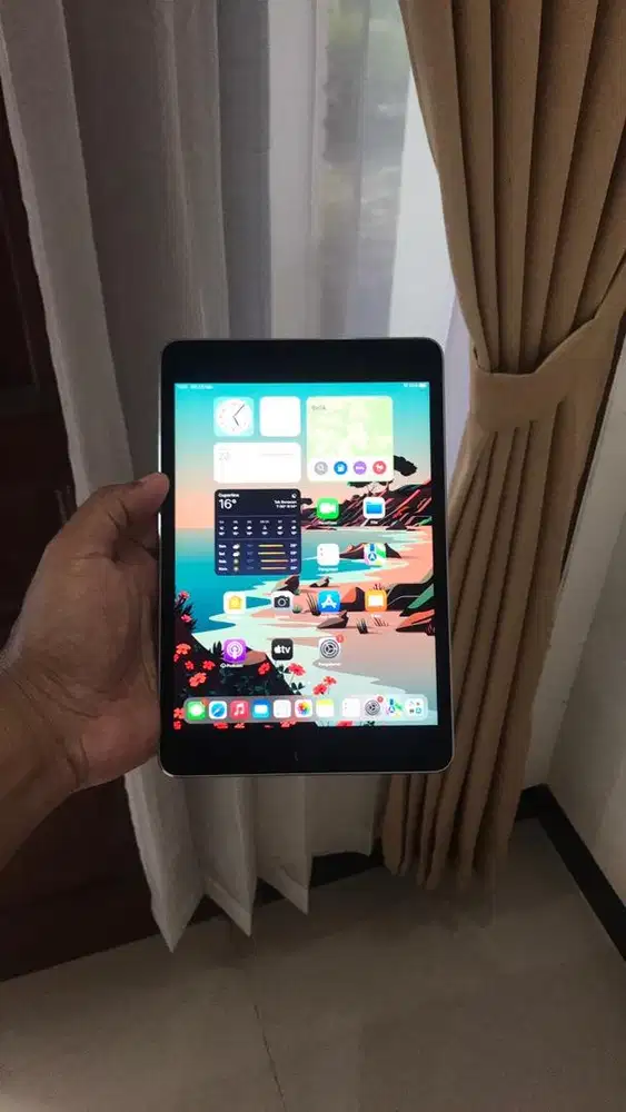 iPad Mini 4 128GB Space Gray Wifi Only