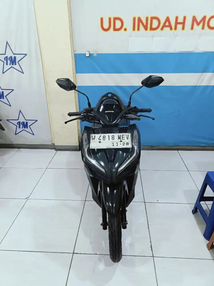 Hitam doff HONDA VARIO ESP CBS ISS EXCLSV FI ECO 150 2018 bisa kredit