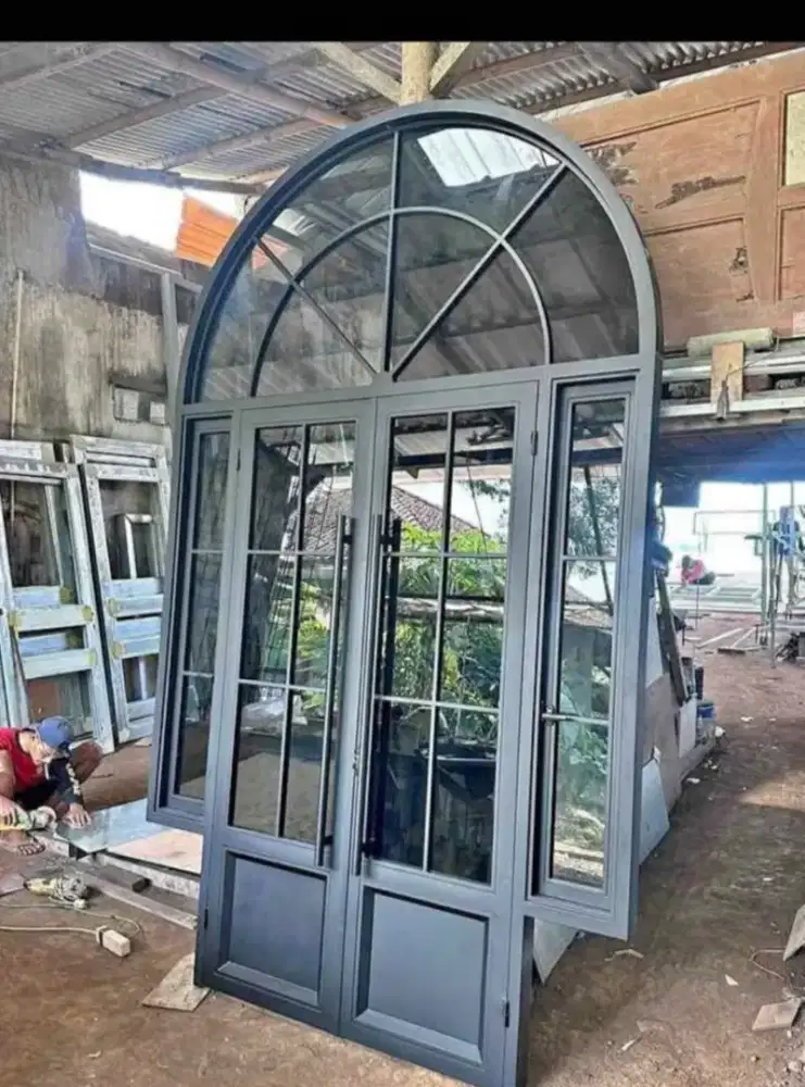 Kusen jendela aluminium dan kusen pintu alumunium dll