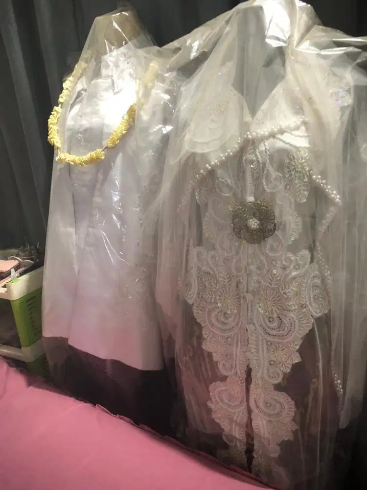 Baju akad nikah sepasang