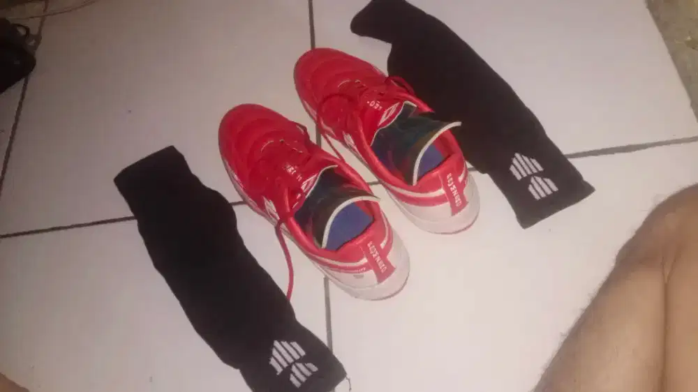 BU Jual sepatu futsal ori lokal from zero