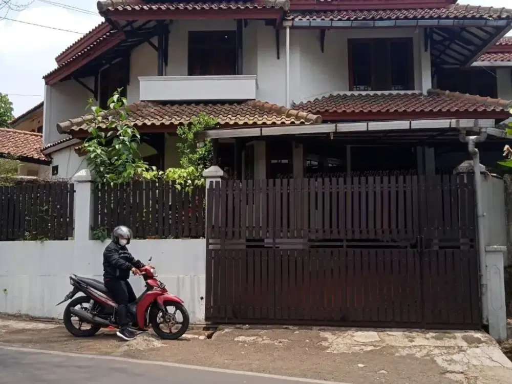 Rumah Siap Huni 2 Lantai Cigadung Raya