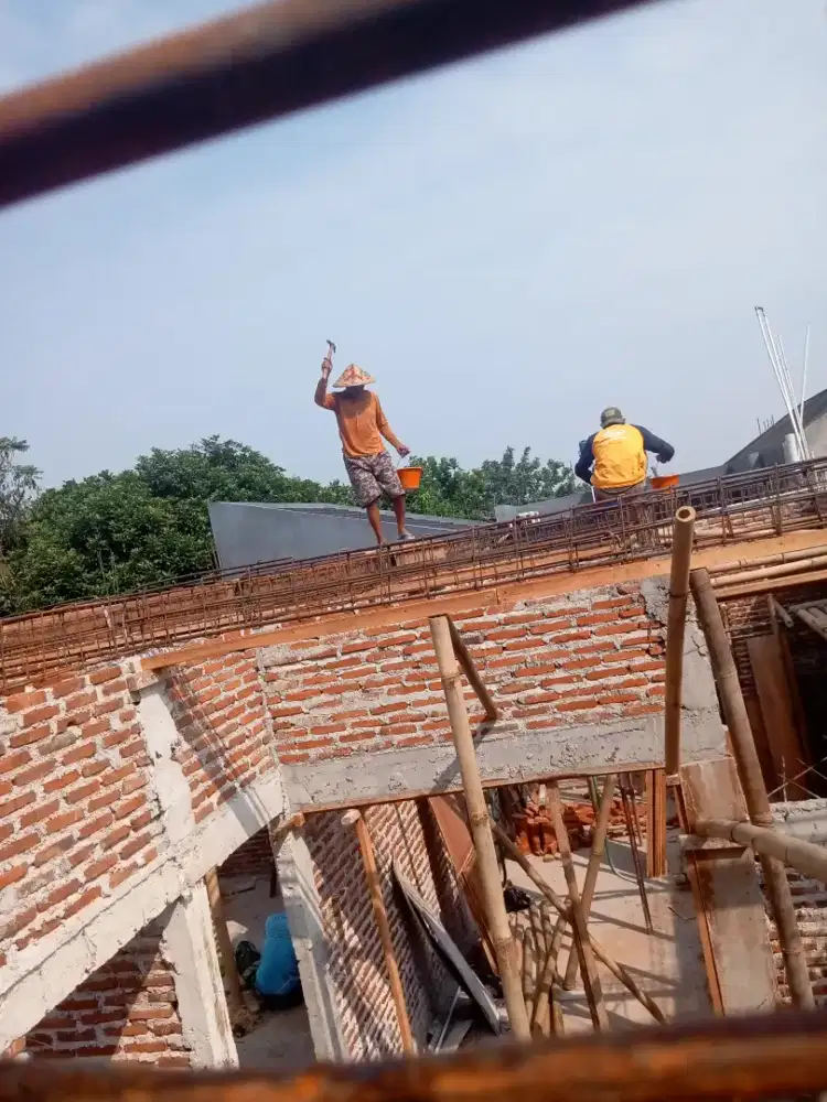 Tukang Bangunan
