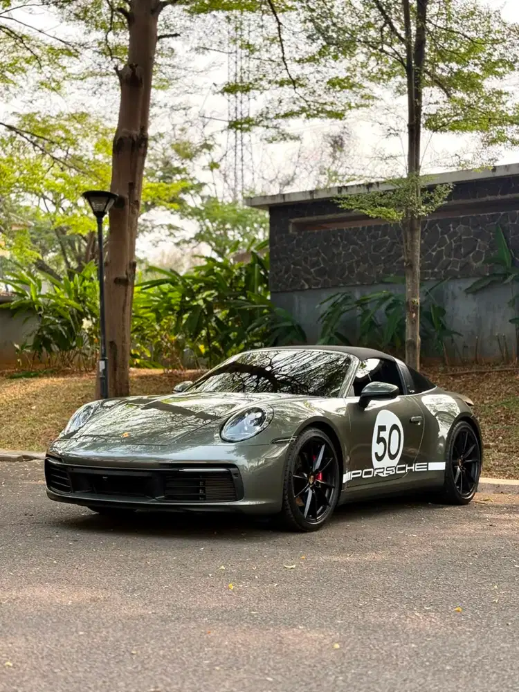 Porsche 911 Targa 4S 992.1 2024