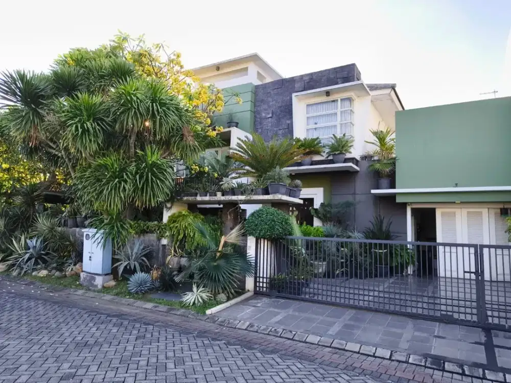 LISTING HOT Pakuwon City Cluster Favorit 2 Lantai Hdp Utara Murah